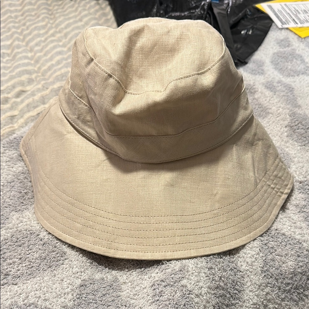 Gigi Pip hat